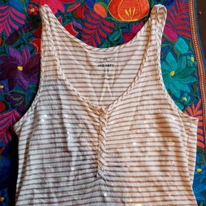 Old navy tanktop